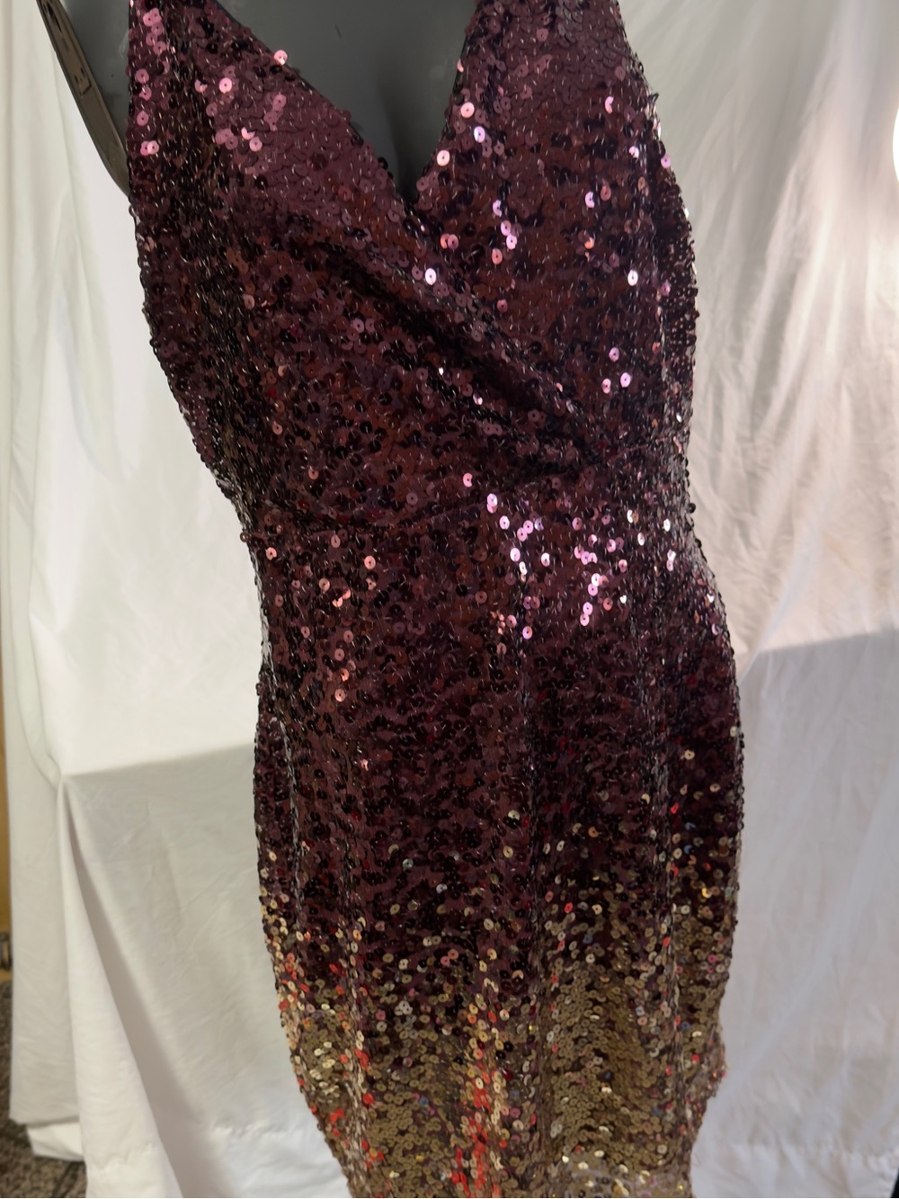 Sequin V-Neck mini dress - Wine and Hold